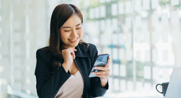 Person using a cellphone.